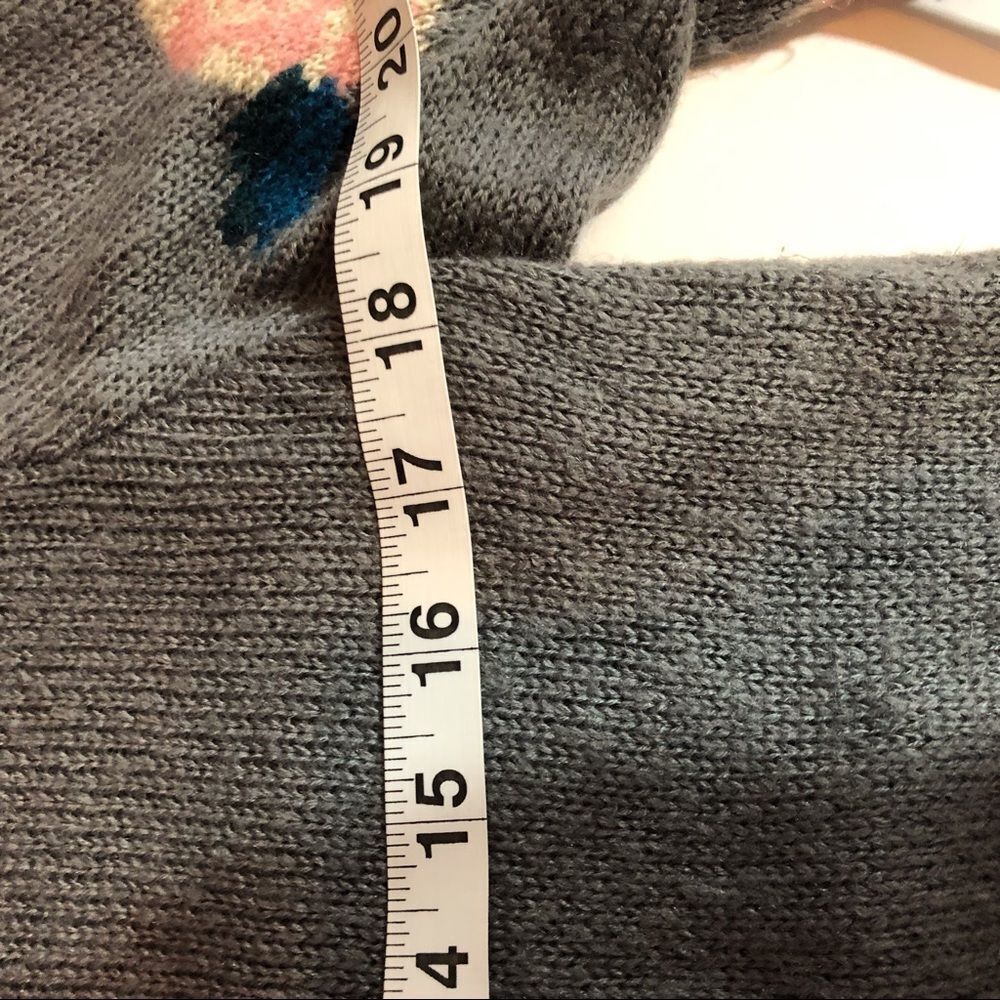 Xhilaration Sweater - Picture 6 of 9